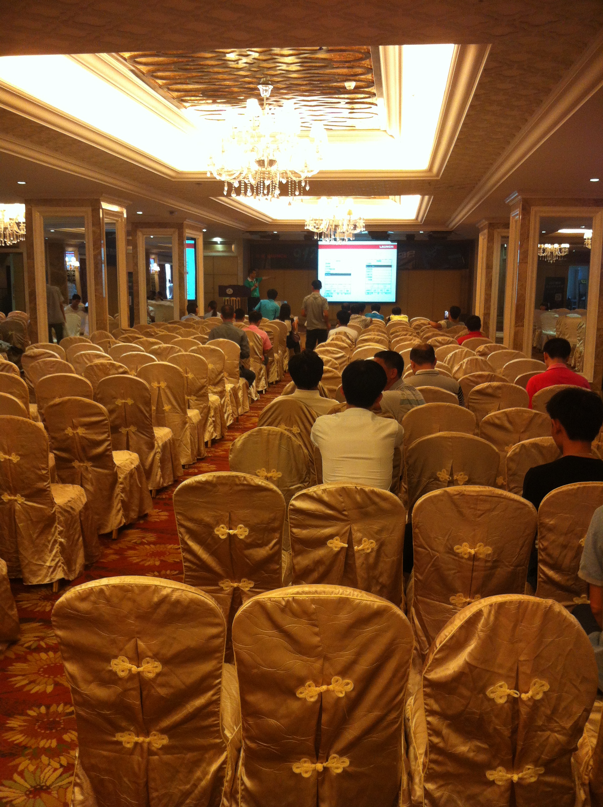 912golo5万人技师大会现场直击